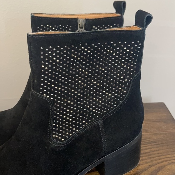 Latigo Dosa Black Suede Studded Booties - Picture 2 of 9